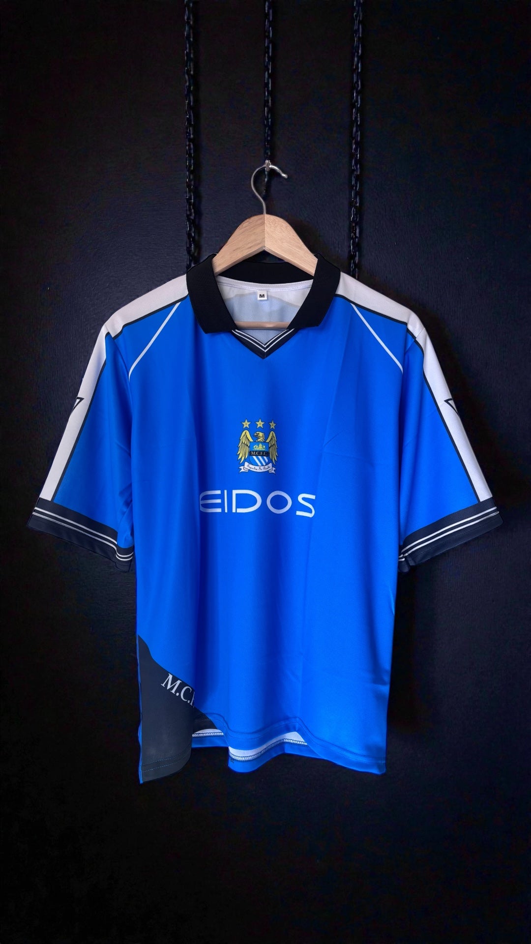 MANCHESTER CITY RETRO HOME KIT