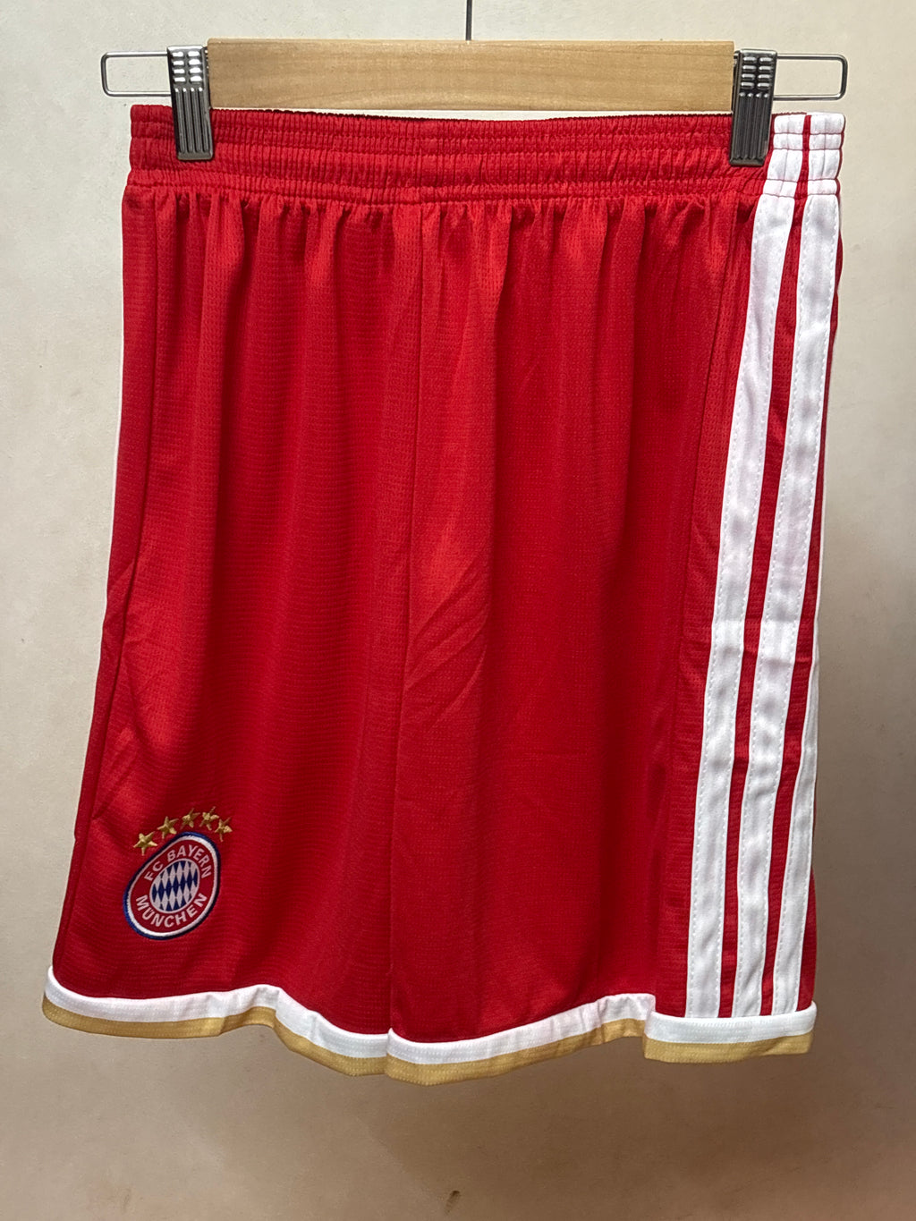𝐈𝐦𝐩𝐨𝐫𝐭𝐞𝐝  𝐏𝐫𝐞𝐦𝐢𝐮𝐦 𝐄𝐝𝐢𝐭𝐢𝐨𝐧 -  BAYERN MUNICH NEW SEASON KIT WITH SHORTS 2026