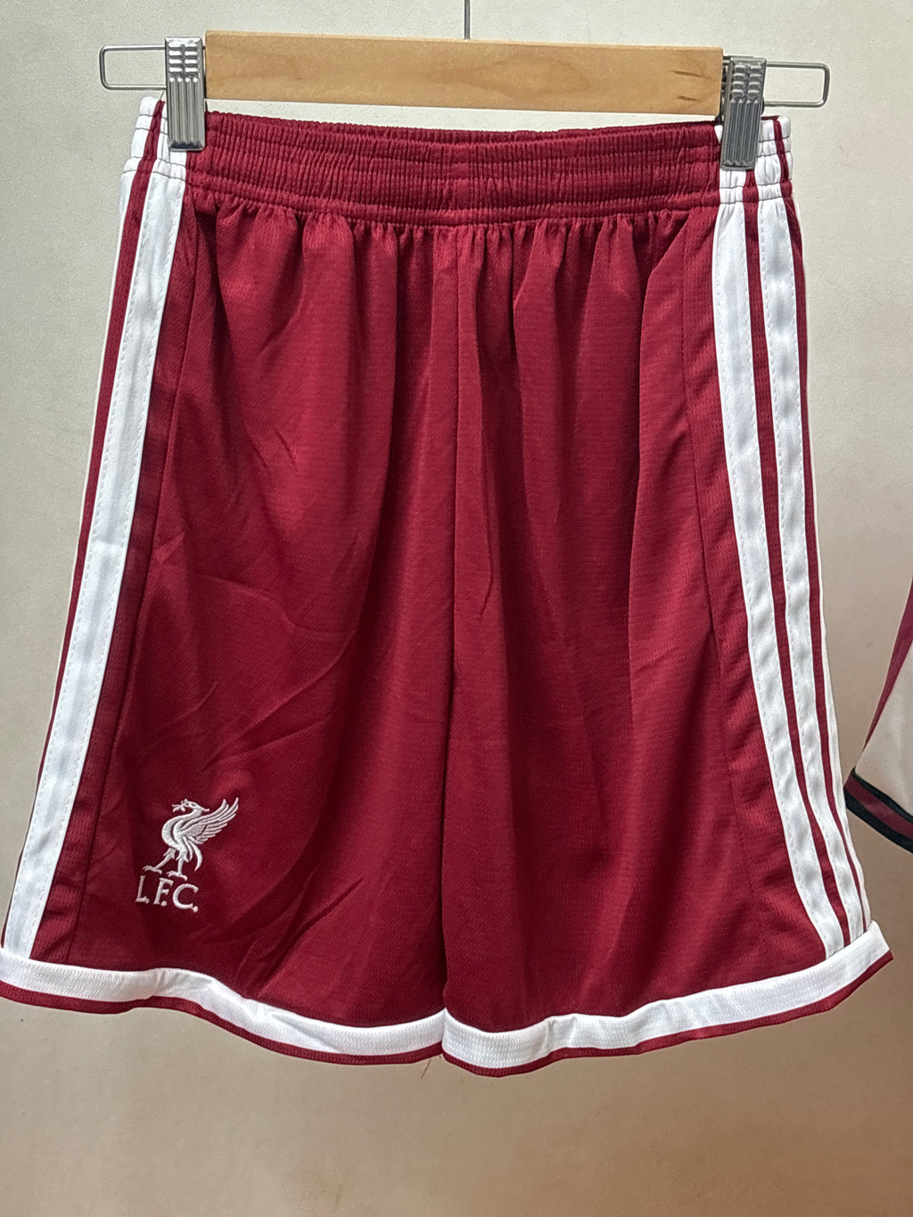 𝐈𝐦𝐩𝐨𝐫𝐭𝐞𝐝  𝐏𝐫𝐞𝐦𝐢𝐮𝐦 𝐄𝐝𝐢𝐭𝐢𝐨𝐧 -  LIVERPOOL NEW SEASON KIT WITH SHORTS 2026