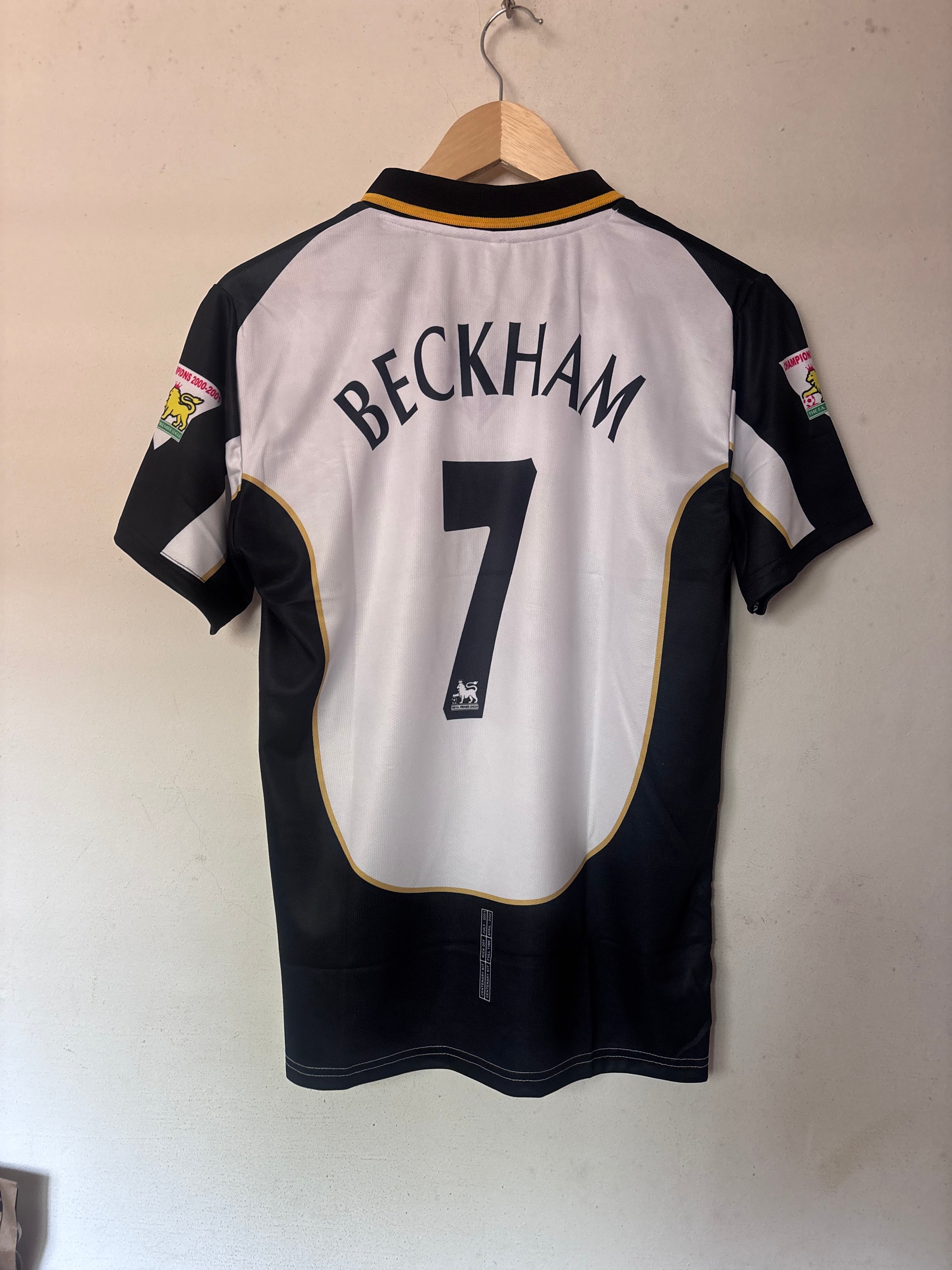 MANCHESTER UNITED 𝐀𝐖𝐀𝐘 𝐊𝐈𝐓 𝟐𝟎𝟎𝟏-𝟎𝟐