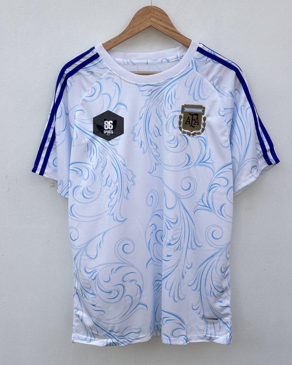 𝐈𝐦𝐩𝐨𝐫𝐭𝐞𝐝  𝐏𝐫𝐞𝐦𝐢𝐮𝐦 𝐌𝐚𝐬𝐭𝐞𝐫 𝐄𝐝𝐢𝐭𝐢𝐨𝐧 - ARGENTINA AWAY KIT WITH SHORTS 2026