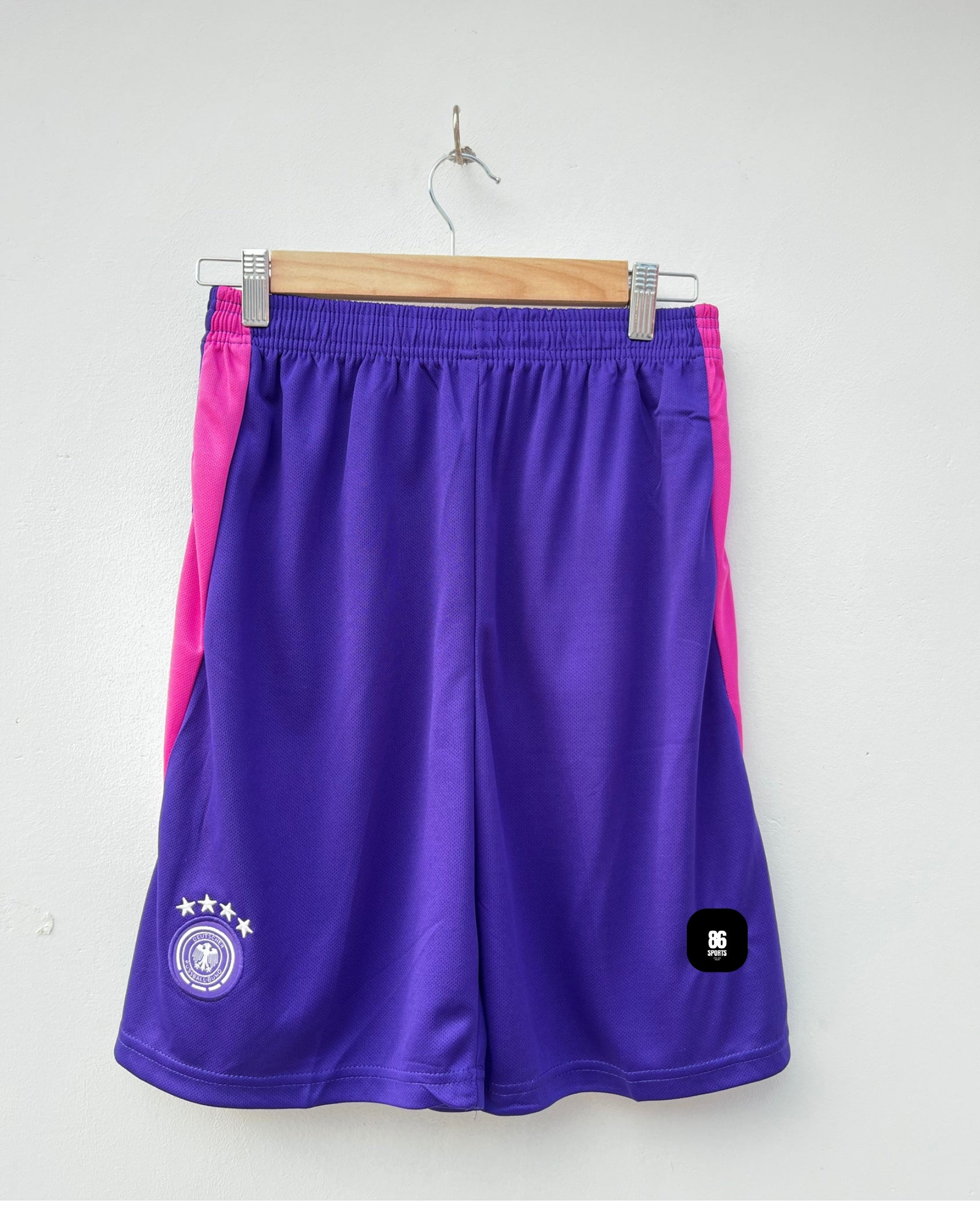 𝐈𝐦𝐩𝐨𝐫𝐭𝐞𝐝 𝐏𝐫𝐞𝐦𝐢𝐮𝐦 𝐄𝐝𝐢𝐭𝐢𝐨𝐧 – 𝟐𝟎𝟐𝟒 𝐀𝐰𝐚𝐲-𝐒𝐭𝐲𝐥𝐞 𝐅𝐨𝐨𝐭𝐛𝐚𝐥𝐥 𝐉𝐞𝐫𝐬𝐞𝐲 (GERMANY-𝐈𝐧𝐬𝐩𝐢𝐫𝐞𝐝) ⚽