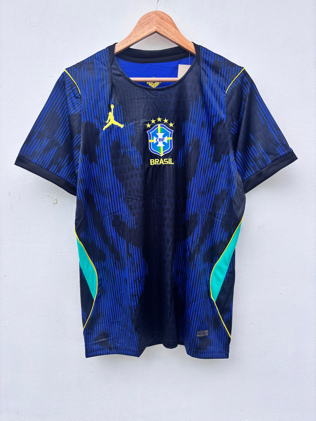 𝐈𝐦𝐩𝐨𝐫𝐭𝐞𝐝  𝐏𝐫𝐞𝐦𝐢𝐮𝐦 𝐄𝐝𝐢𝐭𝐢𝐨𝐧 -   BRAZIL INTERNATIONAL AWAY   𝟐𝟎𝟐𝟓/𝟐𝟔