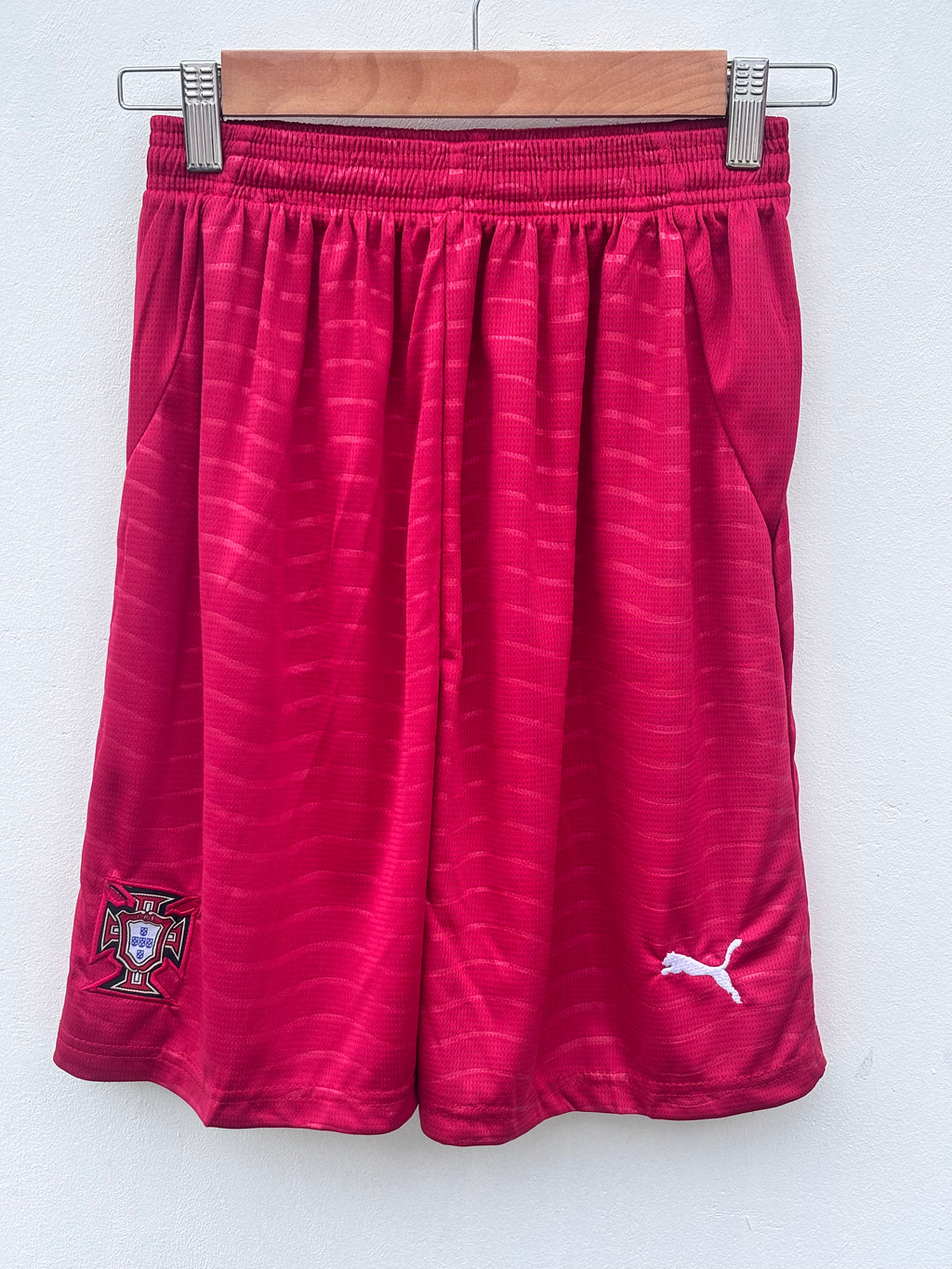 𝐈𝐦𝐩𝐨𝐫𝐭𝐞𝐝  𝐏𝐫𝐞𝐦𝐢𝐮𝐦 𝐄𝐝𝐢𝐭𝐢𝐨𝐧 -   PORTUGAL INTERNATION HOME KIT WITH SHORTS 𝟐𝟎𝟐6