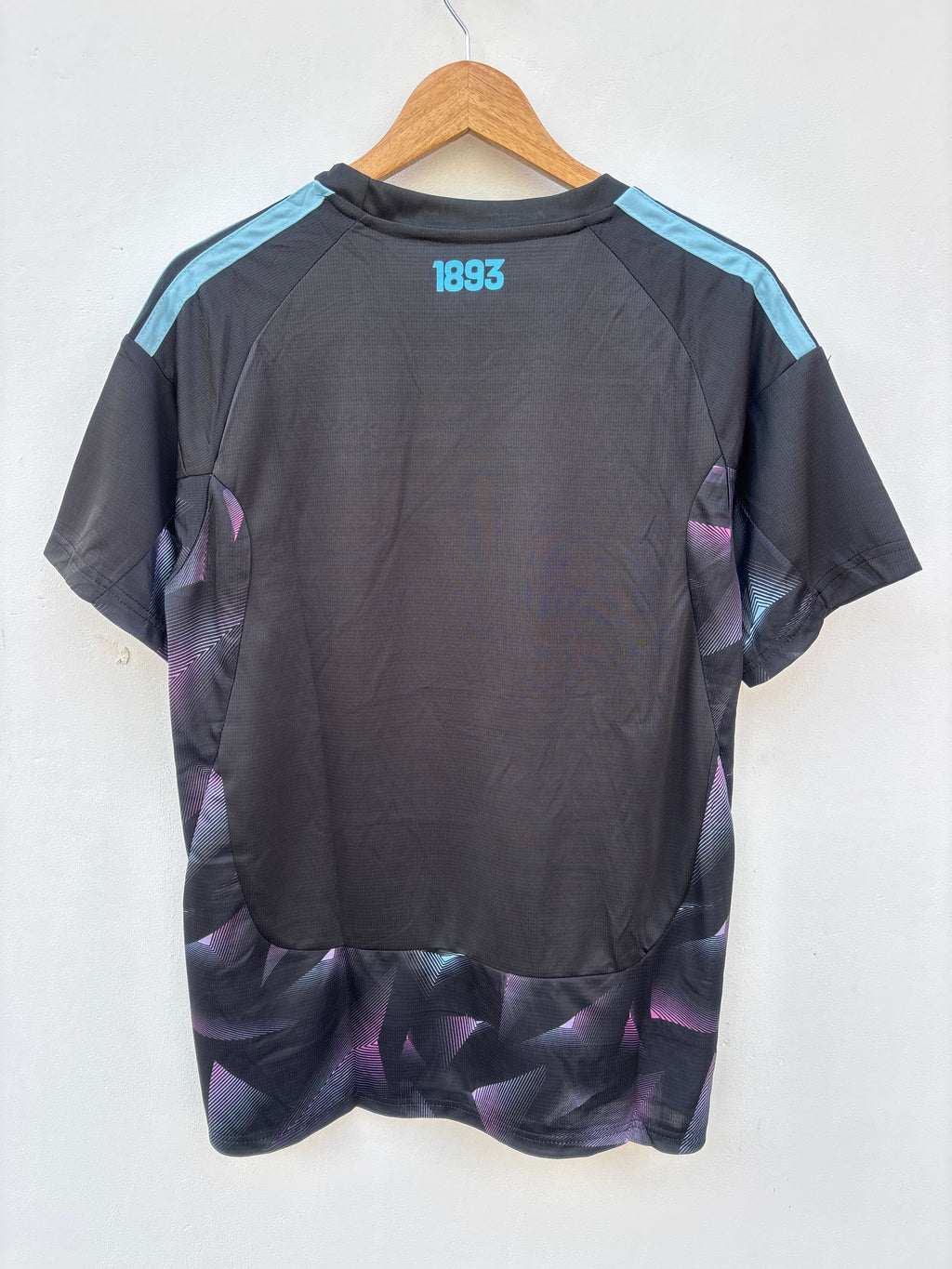𝐈𝐦𝐩𝐨𝐫𝐭𝐞𝐝  𝐏𝐫𝐞𝐦𝐢𝐮𝐦 𝐌𝐚𝐬𝐭𝐞𝐫 𝐄𝐝𝐢𝐭𝐢𝐨𝐧 - ARGENTINA GK KIT WITH SHORTS 2026