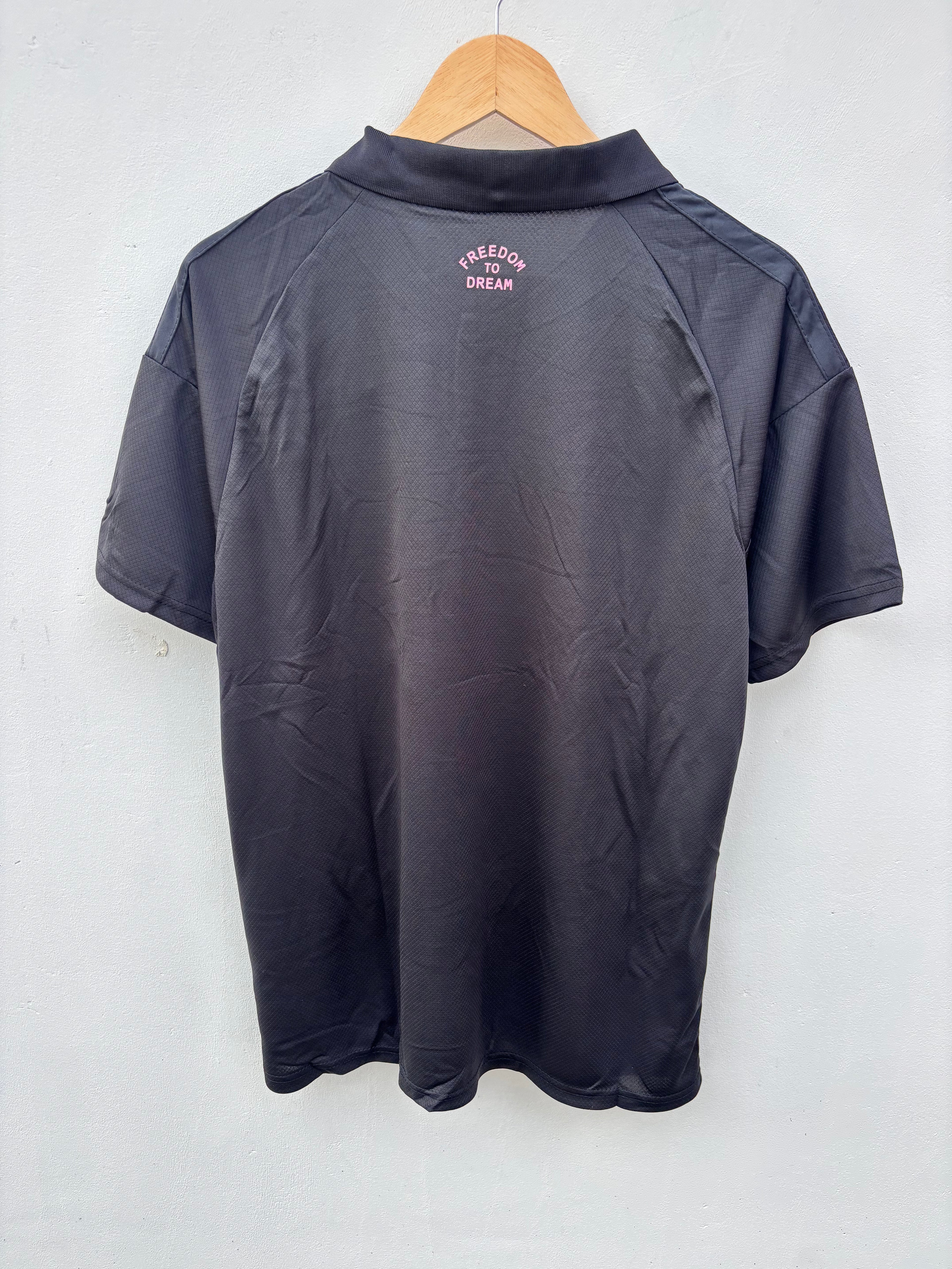 𝐈𝐦𝐩𝐨𝐫𝐭𝐞𝐝  𝐏𝐫𝐞𝐦𝐢𝐮𝐦 𝐄𝐝𝐢𝐭𝐢𝐨𝐧 - INTER MIAMI AWAY KIT WITH SHORTS 2026
