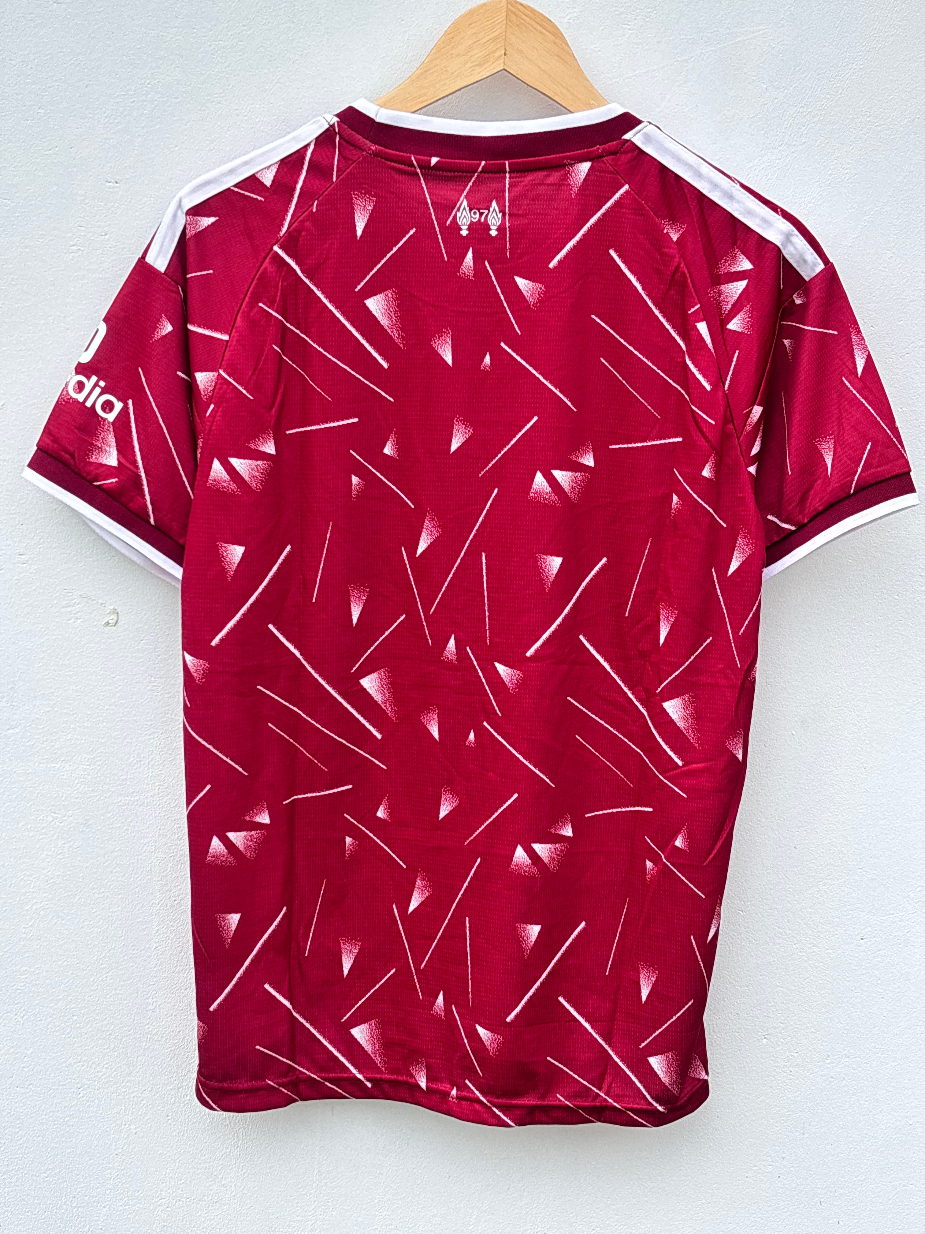 𝐈𝐦𝐩𝐨𝐫𝐭𝐞𝐝  𝐏𝐫𝐞𝐦𝐢𝐮𝐦 𝐄𝐝𝐢𝐭𝐢𝐨𝐧 -  LIVERPOOL NEW SEASON KIT WITH SHORTS 2026