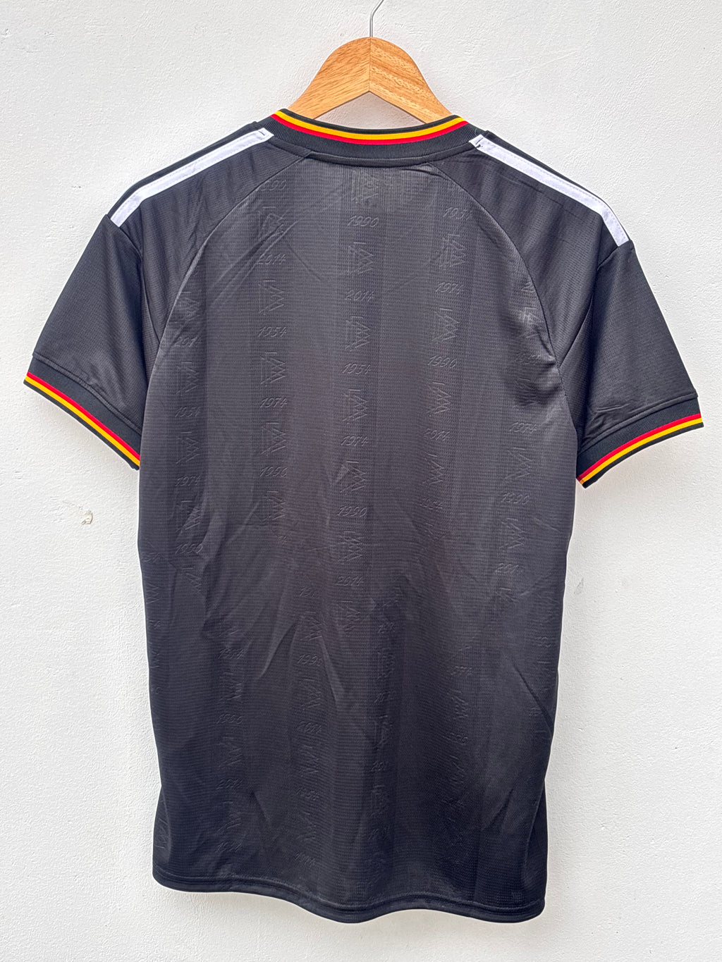 𝐈𝐦𝐩𝐨𝐫𝐭𝐞𝐝  𝐏𝐫𝐞𝐦𝐢𝐮𝐦 𝐄𝐝𝐢𝐭𝐢𝐨𝐧 -  GERMANY AWAY NEW SEASON KIT 𝐖𝐈𝐓𝐇 𝐒𝐇𝐎𝐑𝐓𝐒 2026