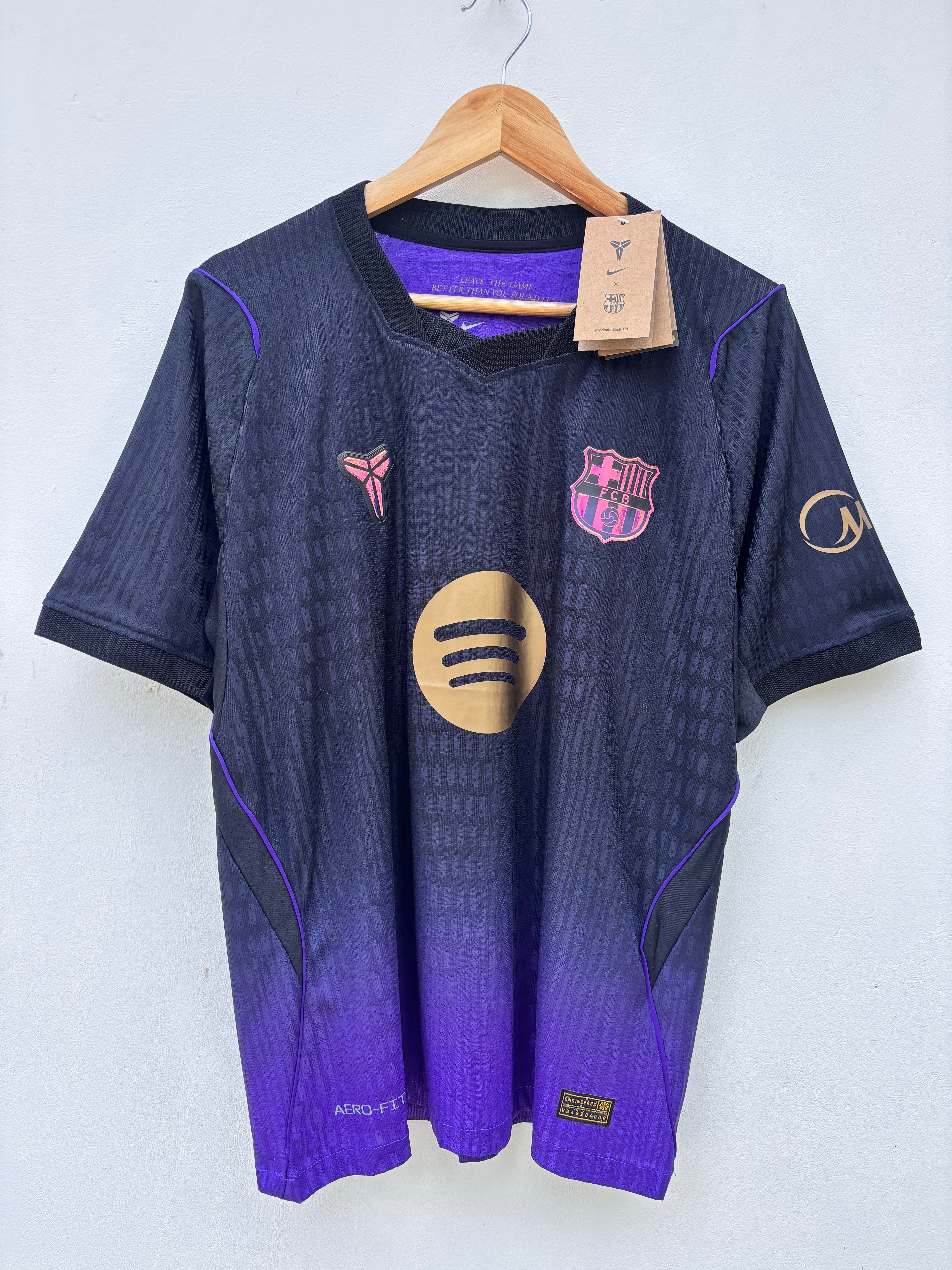 𝐈𝐦𝐩𝐨𝐫𝐭𝐞𝐝 𝐏𝐥𝐚𝐲𝐞𝐫 𝐕𝐞𝐫𝐬𝐢𝐨𝐧 - BARCELONA AWAY PLAYER VERSION