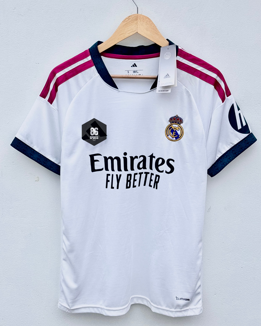 𝐈𝐦𝐩𝐨𝐫𝐭𝐞𝐝  𝐏𝐫𝐞𝐦𝐢𝐮𝐦 𝐄𝐝𝐢𝐭𝐢𝐨𝐧 -  REAL MADRID NEW SEASON KIT WITH SHORTS 2026